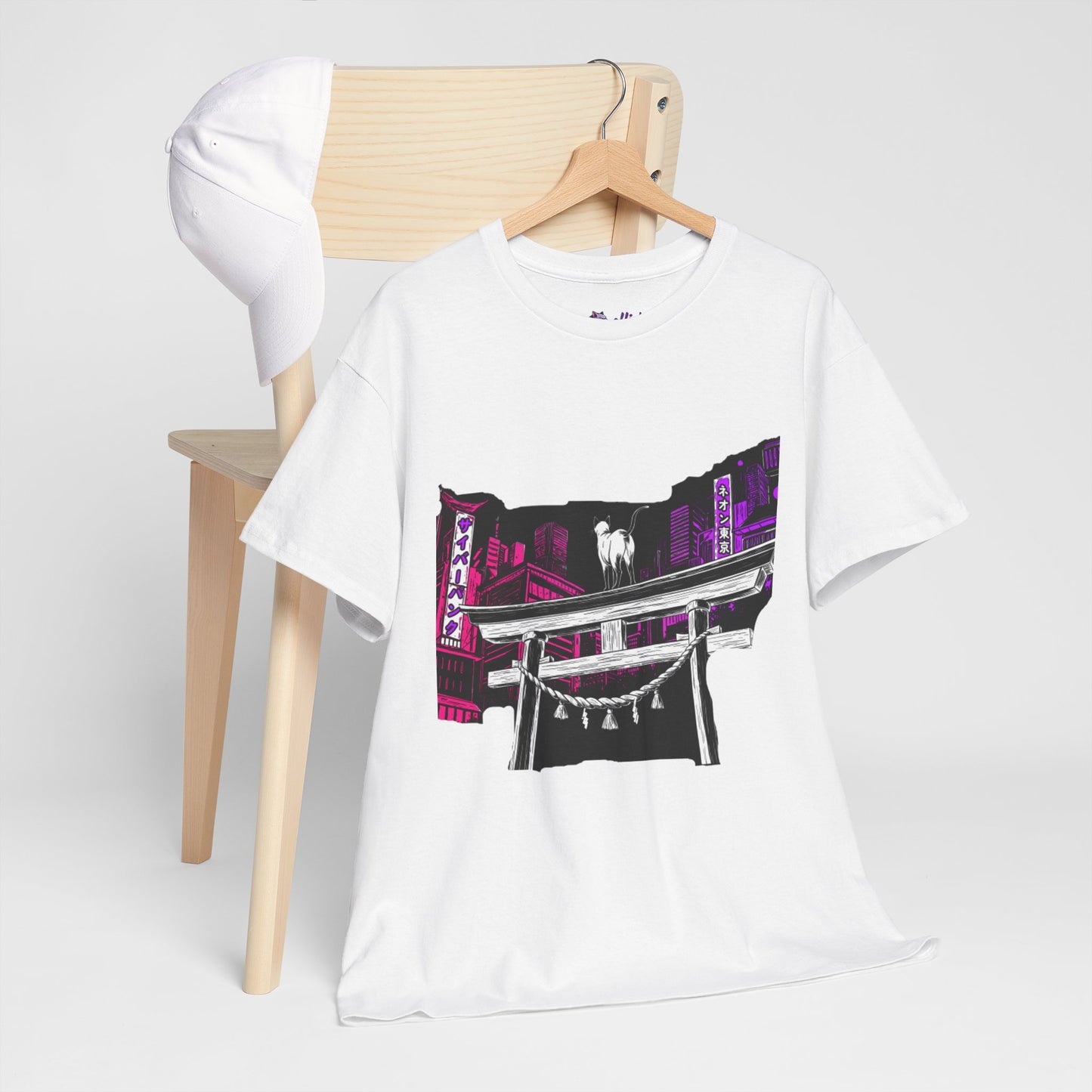 Tokyo cat T-shirt | Design on the Front